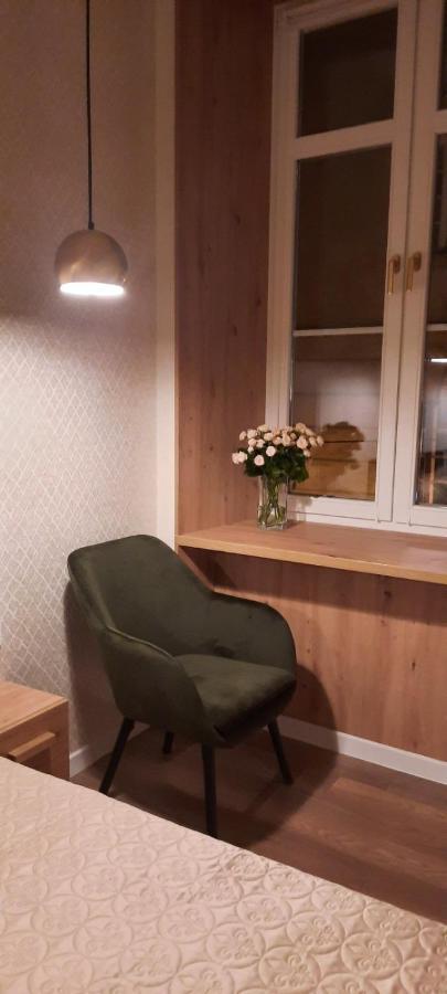 V.I.P Apartments Dominikanos Λβιβ Εξωτερικό φωτογραφία