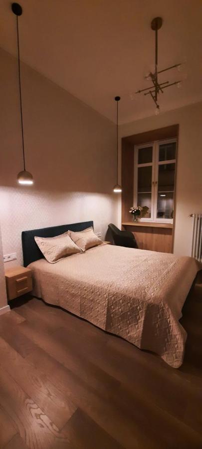 V.I.P Apartments Dominikanos Λβιβ Εξωτερικό φωτογραφία