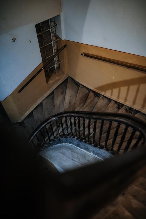 V.I.P Apartments Dominikanos Λβιβ Εξωτερικό φωτογραφία