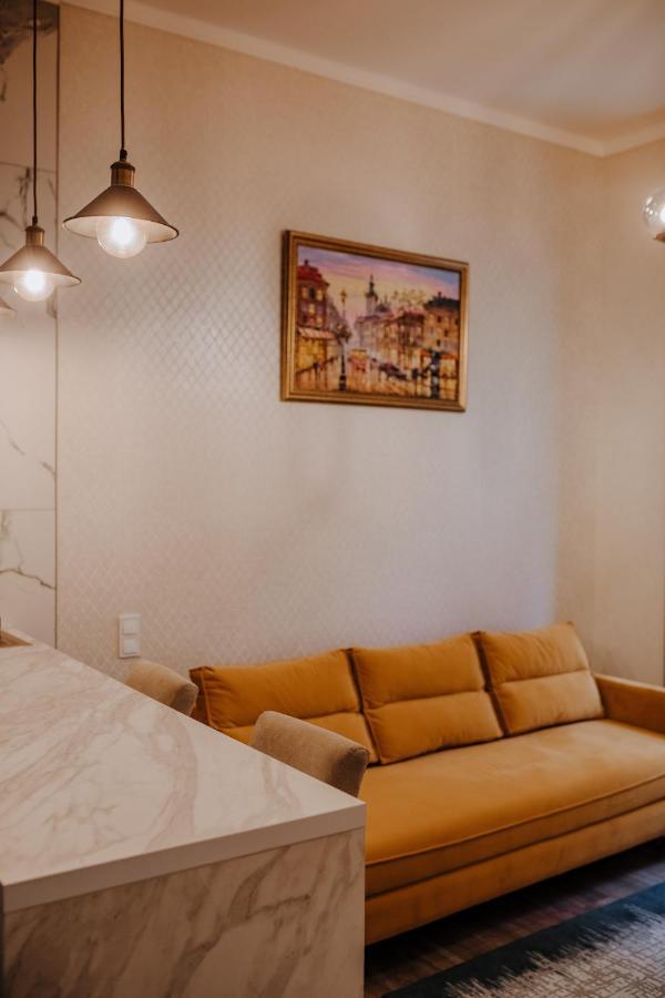 V.I.P Apartments Dominikanos Λβιβ Εξωτερικό φωτογραφία