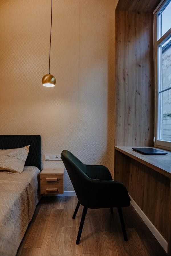 V.I.P Apartments Dominikanos Λβιβ Εξωτερικό φωτογραφία